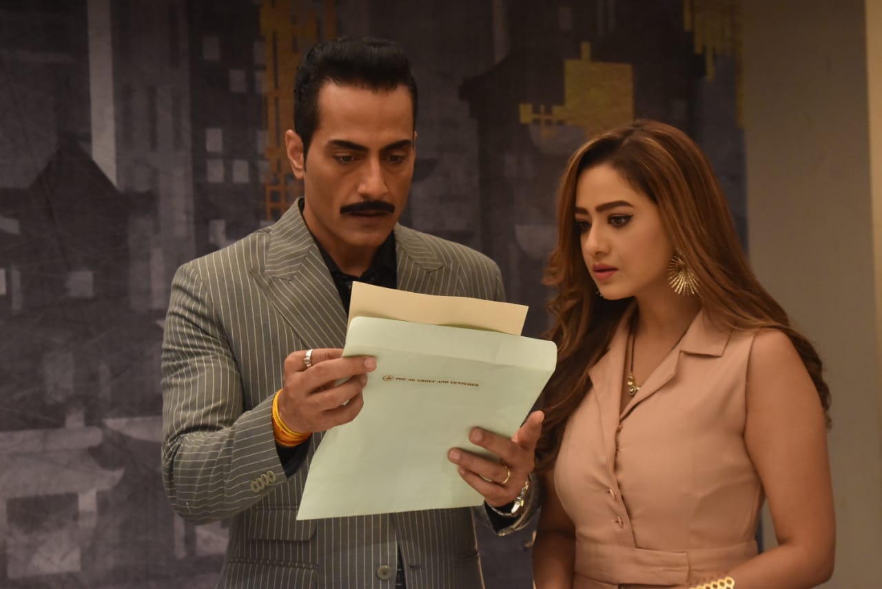 Anupama 31st August 2021 Written Update Vanraj and Kavya receives a